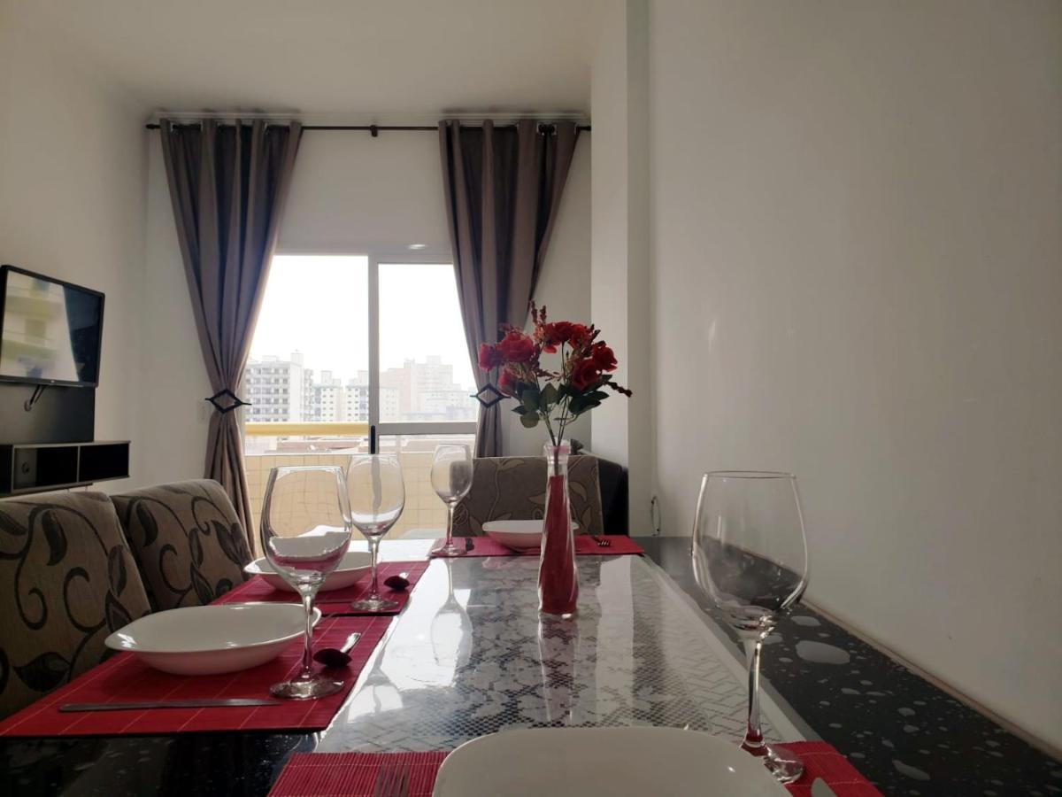 Appartamento Lindo Apto 300M Praia Da Ocian E Centro - Vista Mar- Varanda Sacada - Wi-Fi 300 Mbps - Vaga De Garagem - Acomoda Ate 6 Pessoas Praia Grande  Esterno foto