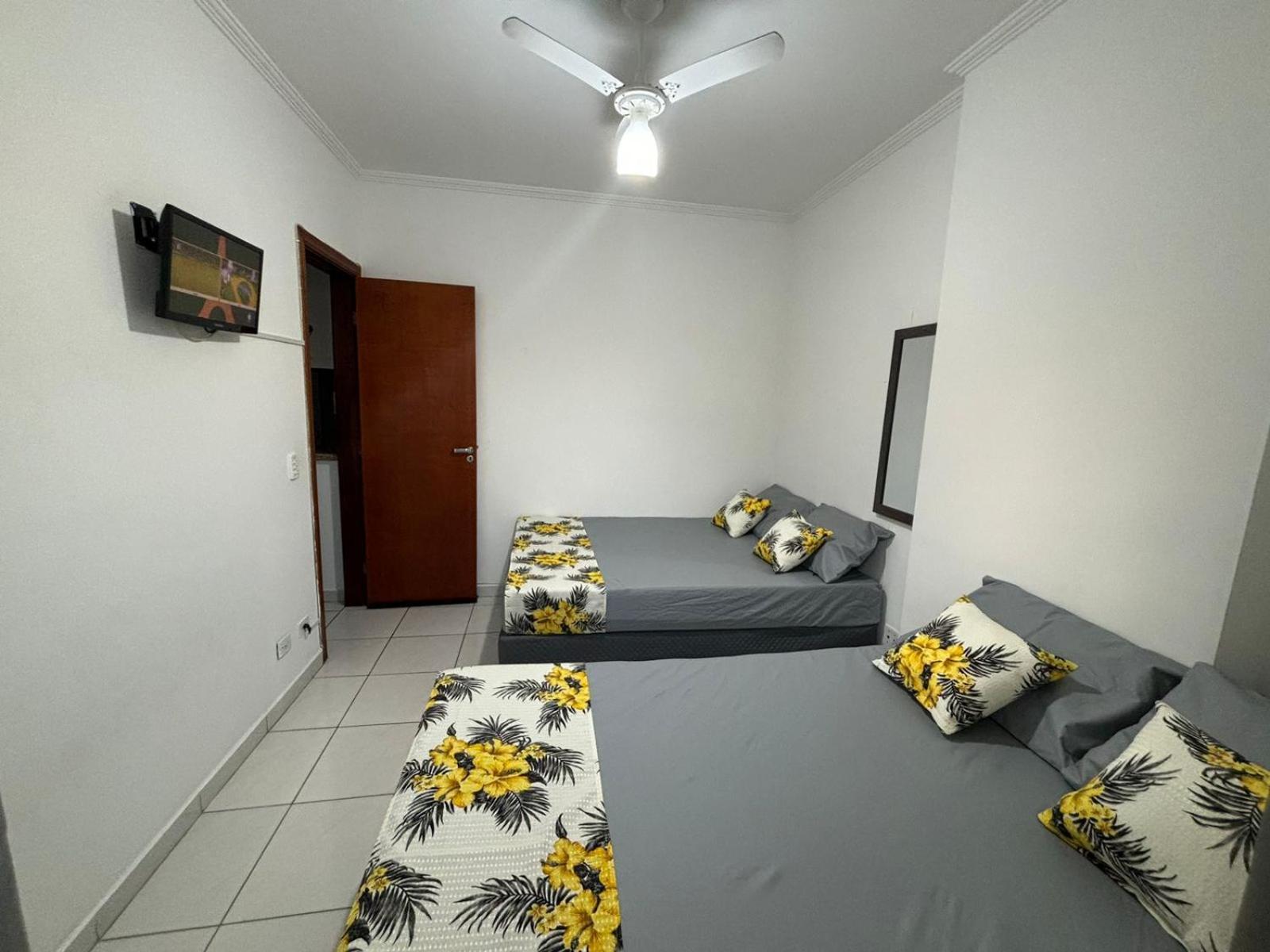 Appartamento Lindo Apto 300M Praia Da Ocian E Centro - Vista Mar- Varanda Sacada - Wi-Fi 300 Mbps - Vaga De Garagem - Acomoda Ate 6 Pessoas Praia Grande  Esterno foto